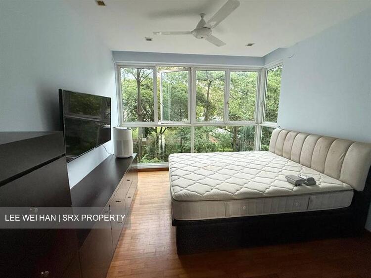 The Esparis (D18), Condominium #496787741